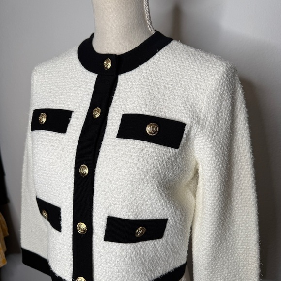 Alice + Olivia Claira Knit Cardigan Jacket Gold Buttons White Black NWT Size S - Picture 2 of 10